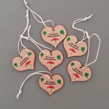 6 Silvester Holz Anhänger Herzen -Prosit Neujahr-, 35 mm