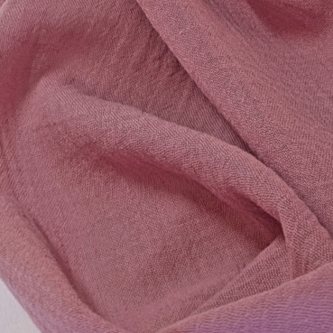 Nahaufnahme von dem Stoff Tischläufer Musselin in Mauve, 30 cm.