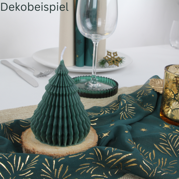 Kerze Tannenbaum, Weihnachten in Tannengrün, 10 x 7 cm.