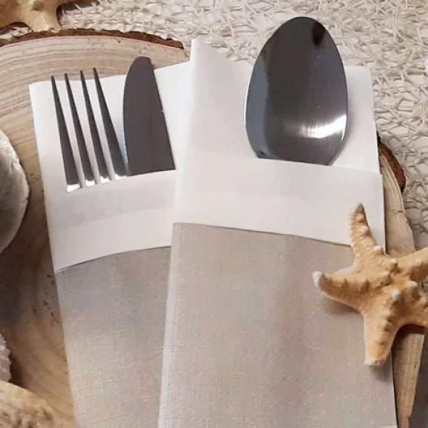Tafeldeko Serviettentaschen, Bestecktaschen Leinenoptik in Beige, 40 x 33 cm.